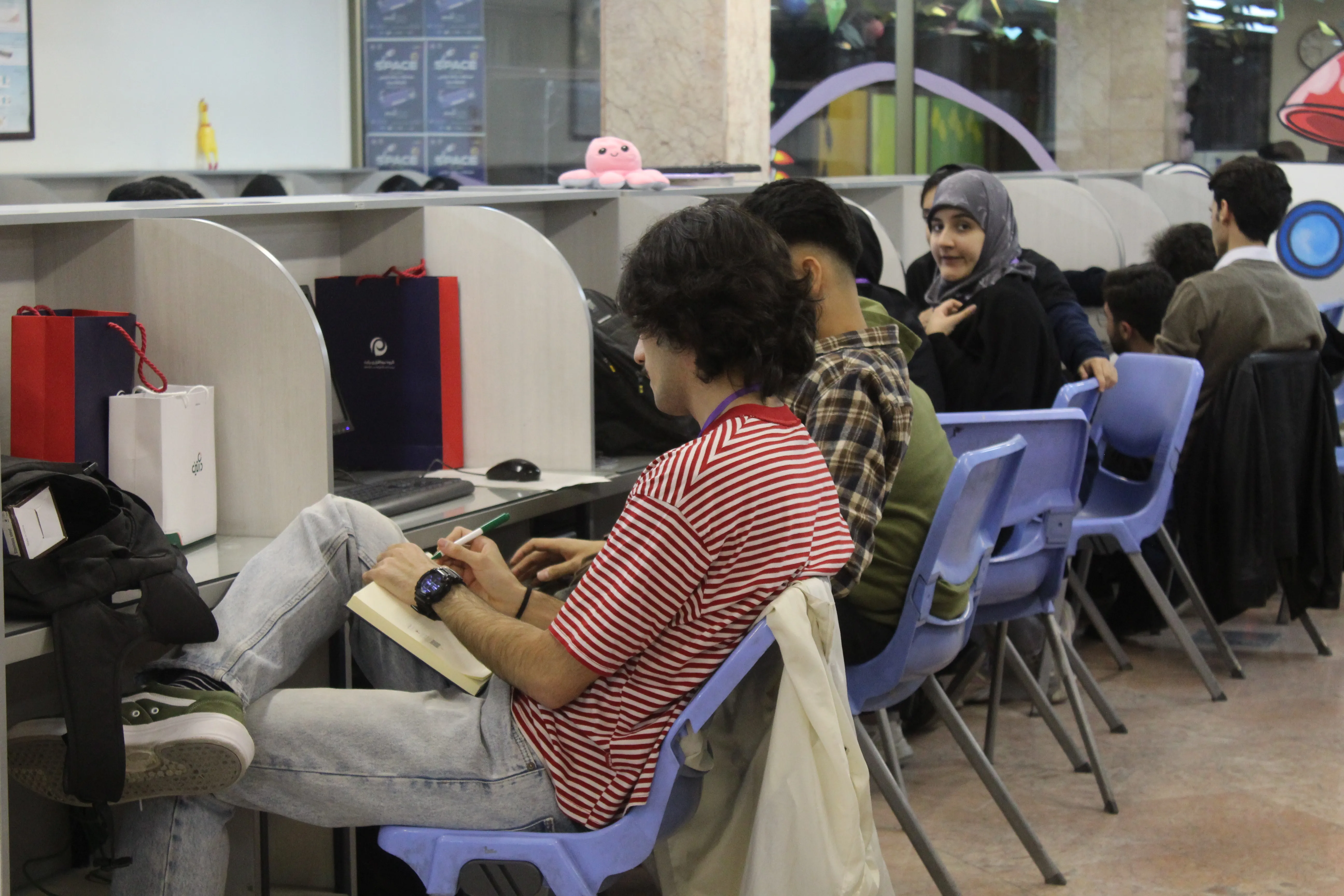 SPACE #7 - Image 570