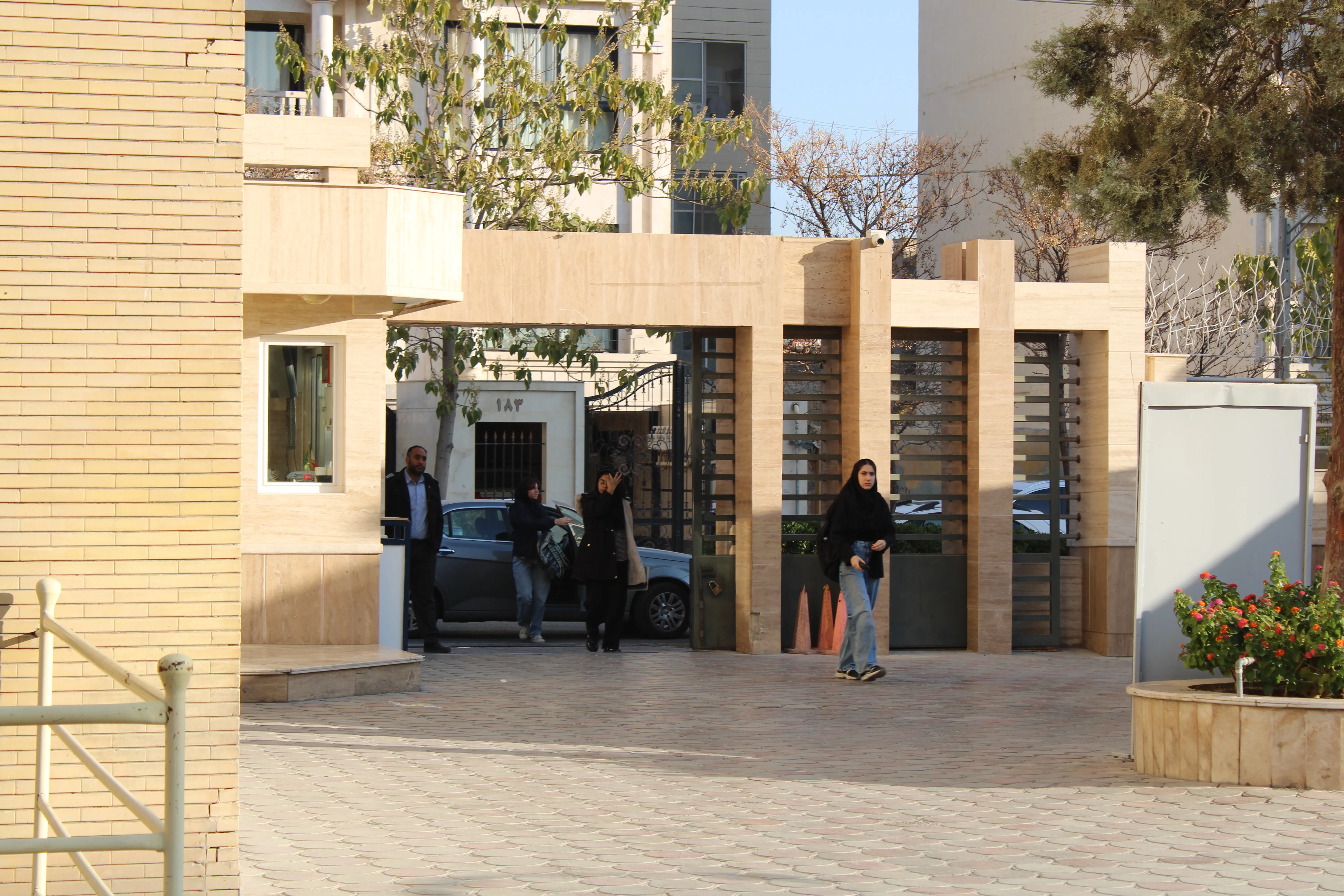 SPACE #7 - Image 705